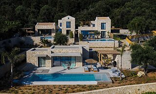 Mimi & Coco Villas Corfu