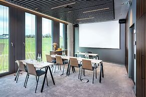 Radisson Blu Hotel At Porsche Design Tower Stuttgart