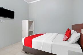 OYO 90359 Sbh Residence