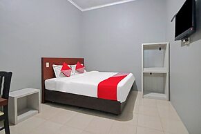 OYO 90359 Sbh Residence