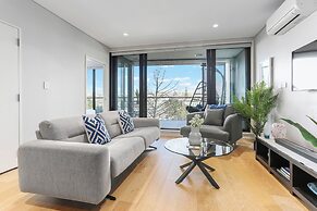 Light & relaxing on city fringe