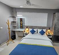 TOUR INN