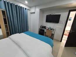 TOUR INN