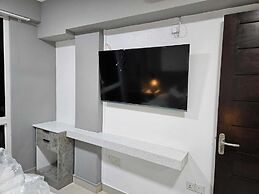 TOUR INN