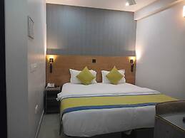 TOUR INN