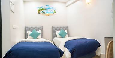 TOUR INN