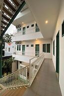 Binumar Guest House