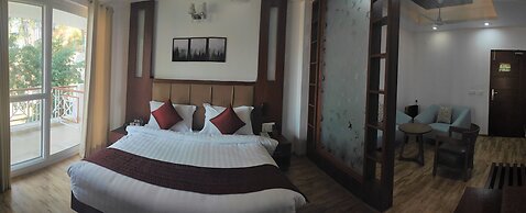 Himalayan Splendour Resort
