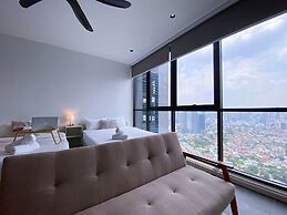 High Floor KL View Scarletz Suite