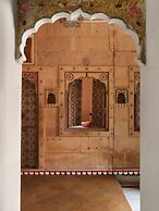 THE STEPWELL HOTEL