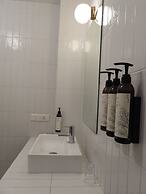 THE STEPWELL HOTEL