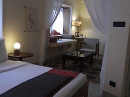 THE STEPWELL HOTEL