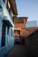 THE STEPWELL HOTEL