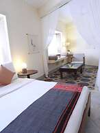 THE STEPWELL HOTEL