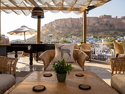 THE STEPWELL HOTEL