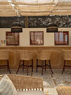 THE STEPWELL HOTEL