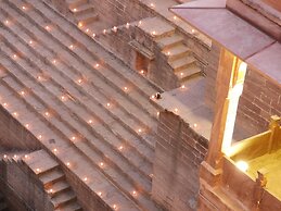 THE STEPWELL HOTEL