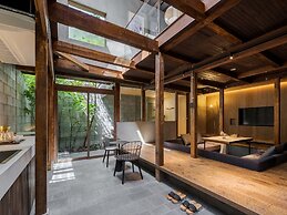 Yuzunoe Machiya House
