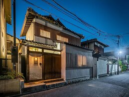 Yuzunoe Machiya House