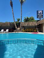 MERYAM SUIT DELUX HOTEL