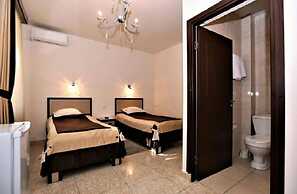 Comfort House Hotel