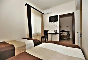 Comfort House Hotel