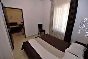 Comfort House Hotel