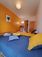 Chez Jollyjune