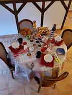 Chez Jollyjune