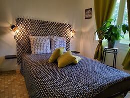 Chez Jollyjune