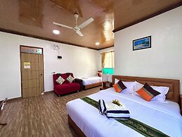 Galaxy Sunrise Guesthouse