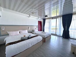 Galaxy Sunrise Guesthouse