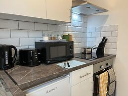 Modern 1 bed Studios for Comfy Stay in Preston