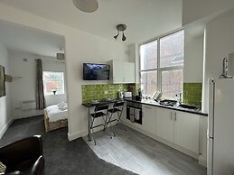 Modern 1 bed Studios for Comfy Stay in Preston