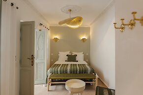 M-17 Riad & Spa