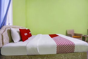 Hotel O Cottage Putra Mutun Beach
