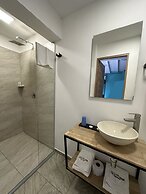 CoLink House Hotel