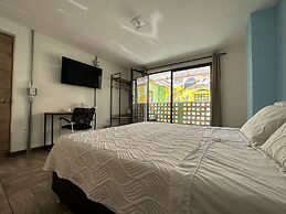 CoLink House Hotel