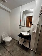 CoLink House Hotel