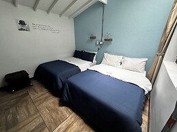 CoLink House Hotel