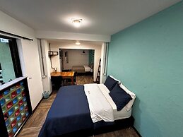 CoLink House Hotel