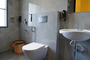 Hotel Radhe Inn