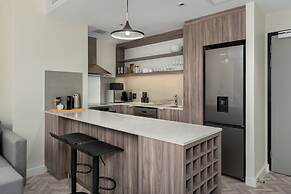 Foreshore Place 812