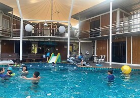 Hi Creek Resort