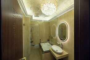 Ritz Residence @ Imago Mall Loft B
