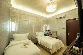 Ritz Residence @ Imago Mall Loft B