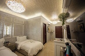 Ritz Residence @ Imago Mall Loft B