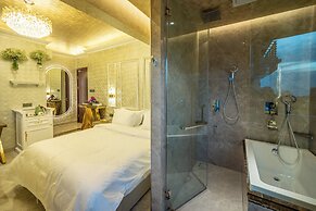 Ritz Residence @ Imago Mall Loft B