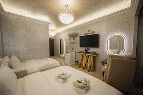 Ritz Residence @ Imago Mall Loft B