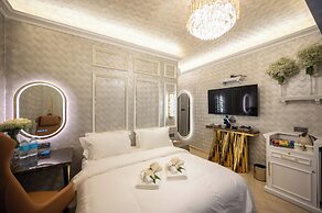 Ritz Residence @ Imago Mall Loft B